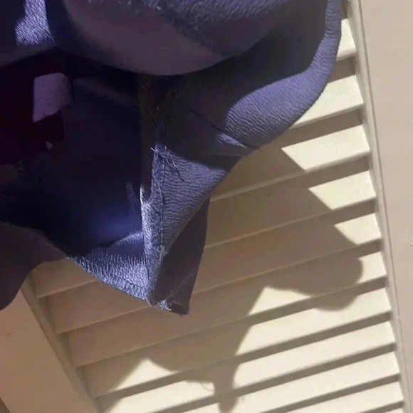 Body con open back dress with flattering silhouette Nicole Miller NWT - Picture 6 of 7